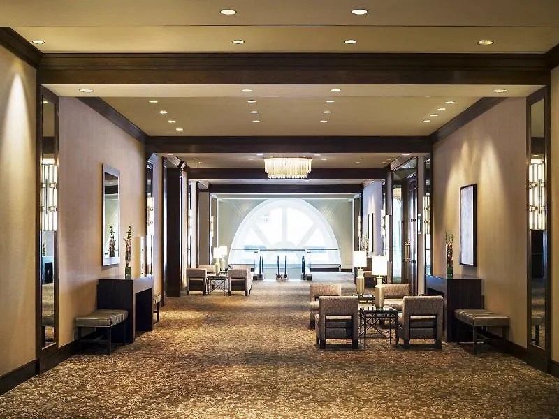 The Westin Pittsburgh Hotel 4*,